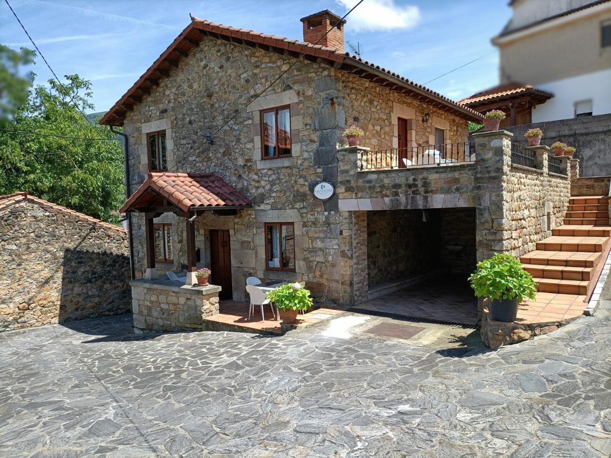 Apartamentos Rurales La Casa Vieja De Alceda Extérieur photo