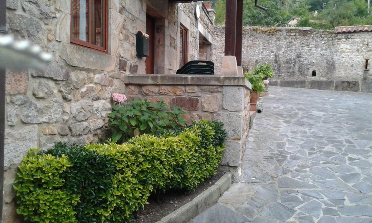Apartamentos Rurales La Casa Vieja De Alceda Extérieur photo